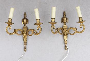 VÄGGLAMPETTER, 1 par, gustaviansk stil, 1900-talets första hälft.