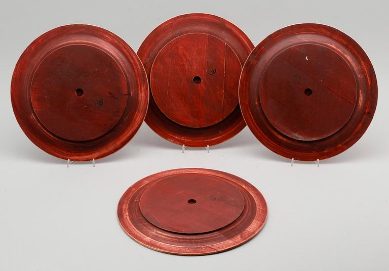 KUVERTTALLRIKAR, 4 st, trä, Carl Skarped, Grythyttan, monogramsignerade CS, 1900-tal.