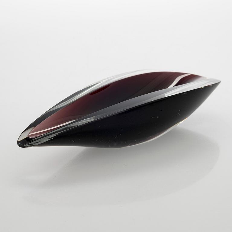Kaj Franck, a 'Willow Leaf' Glass Bowl, signed K Franck Nuutajärvi Notsjö -57.