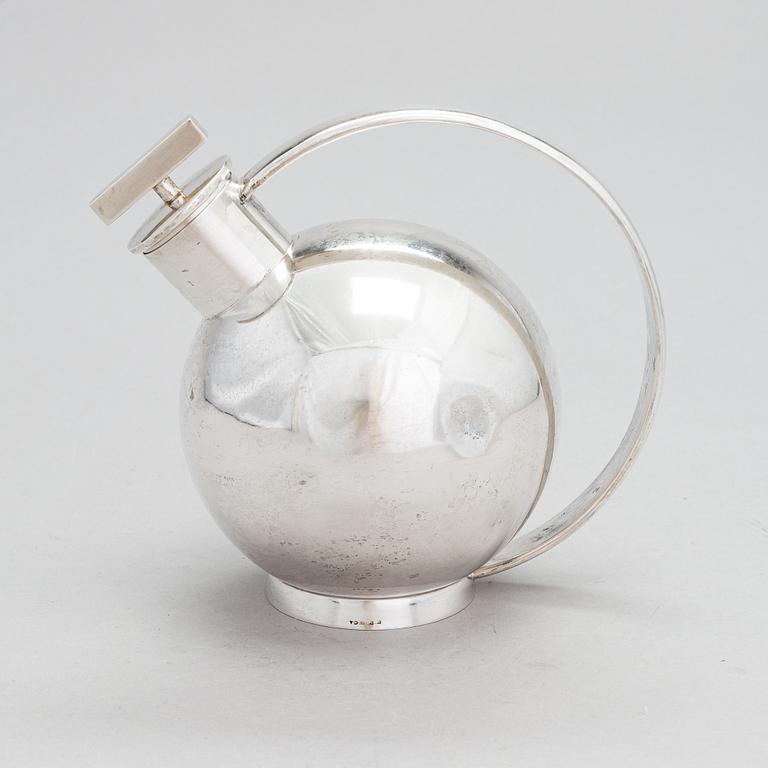 Sylvia Stave, cocktailshaker, silver, stämplad PV, finsk kontrollstämpel Tillander, 1955.