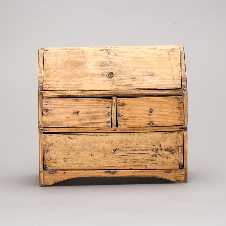MINIATYRBYRÅ, 1800-tal.