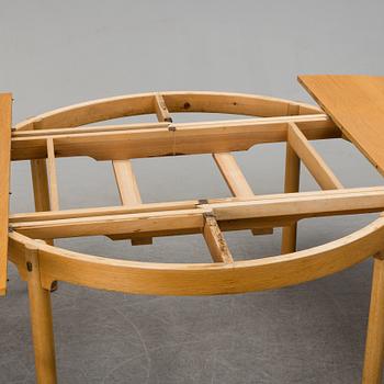 A 'Öresund' oak veneered dining table by Børge Mogensen, Karl Andersson & Söner.