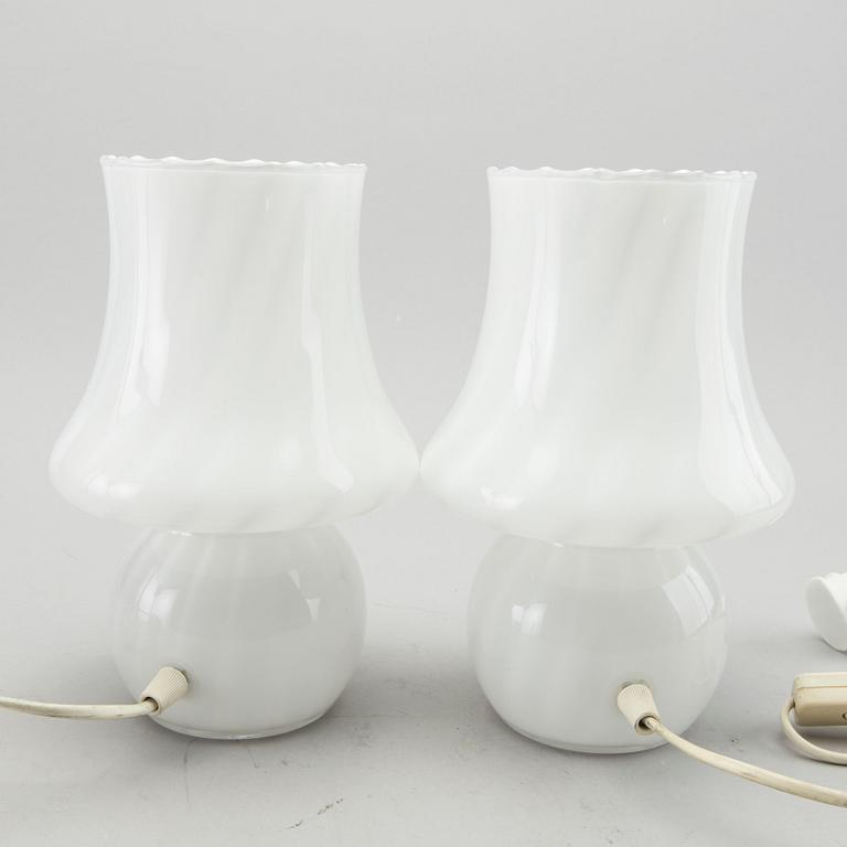 A PAIR OF MURANO TABLE LAMPS.