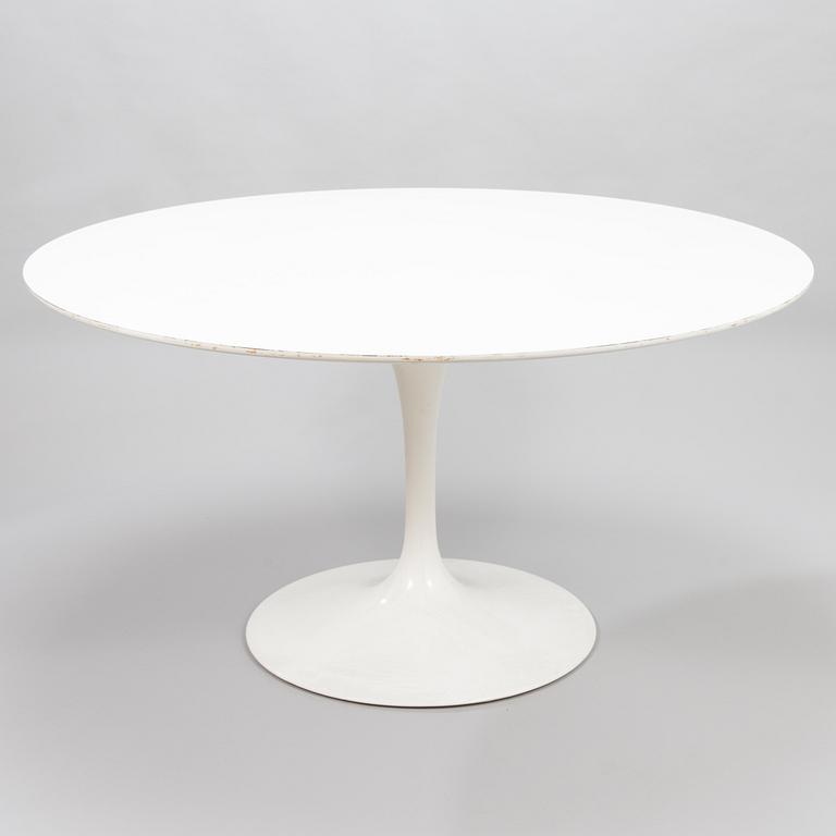 EERO SAARINEN, matbord, "Tulip", licenstillverkat av Knoll, Schweiz 1970-tal.