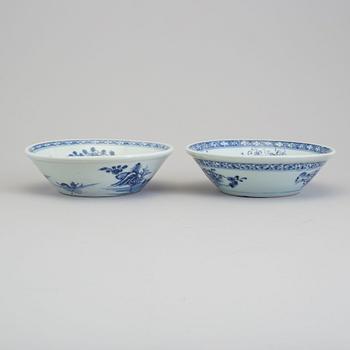 Two blue and white bowls, Qing dynasty, Qianlong (1736-95).