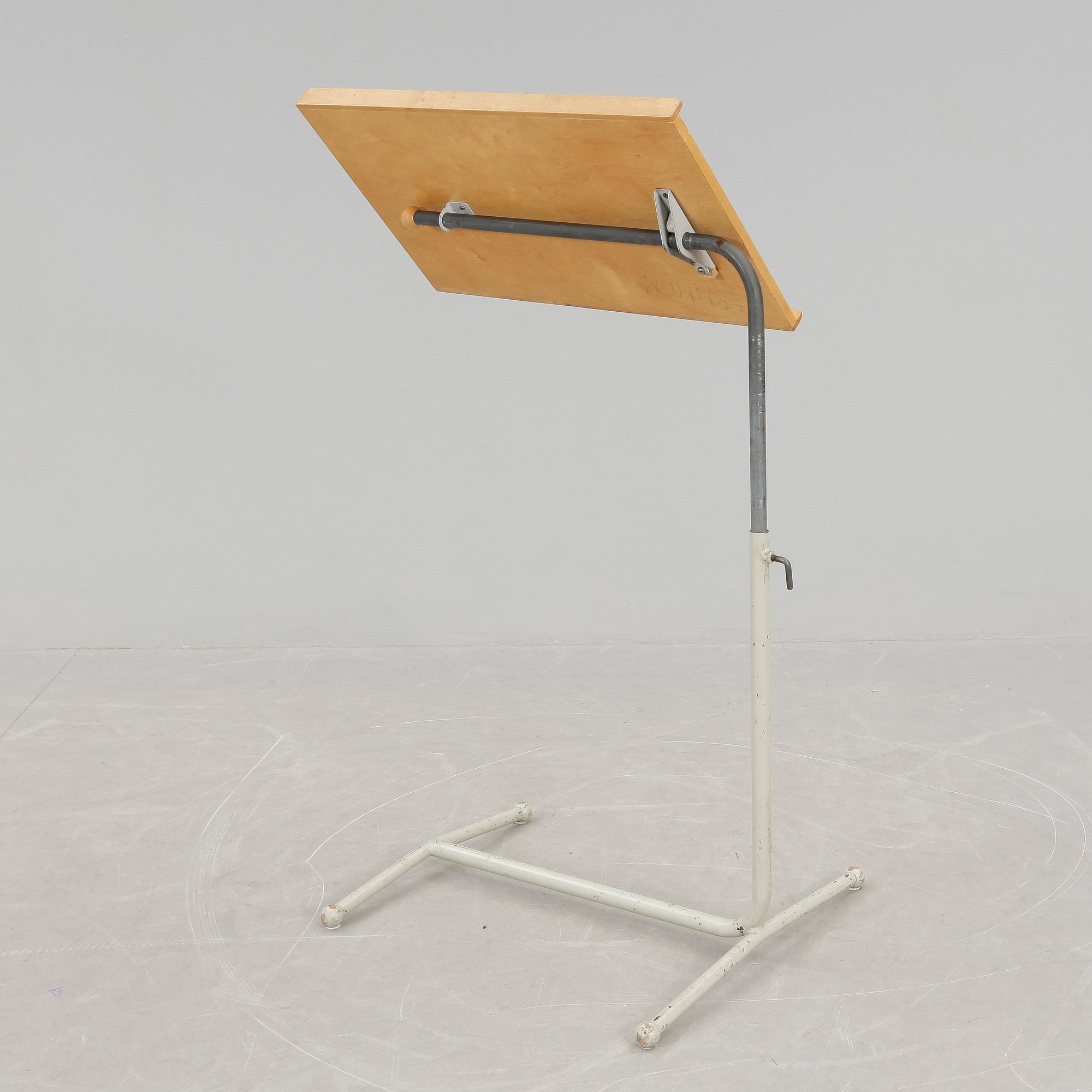 LÄSBORD, 1900-talets mitt.