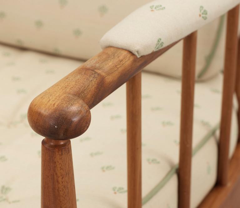 FÄTÖLJ, "Skrindan", Kerstin Hörlin-Holmquist för OPE-Möbler. Omkr 1900-talets mitt.