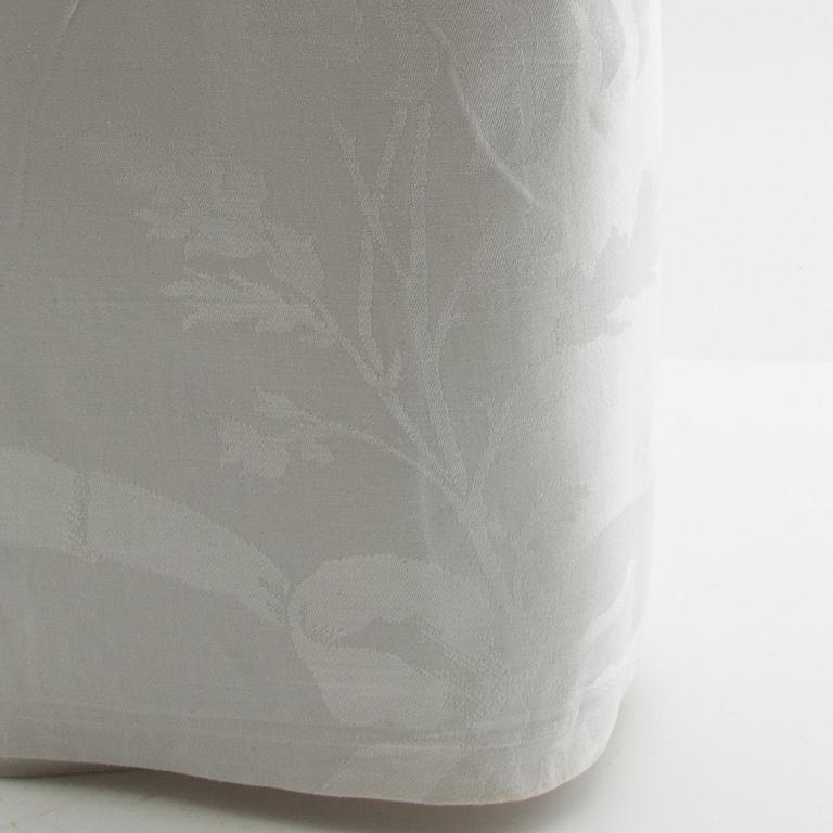 Tablecloth and napkins, 11 pcs, damask, first half/mid 20th century.