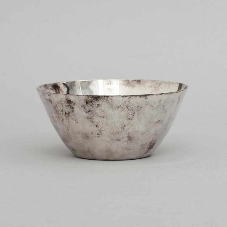 SKÅL, silver, Eric Löfman, Mema, Lidköping, 1990, vikt 146g.