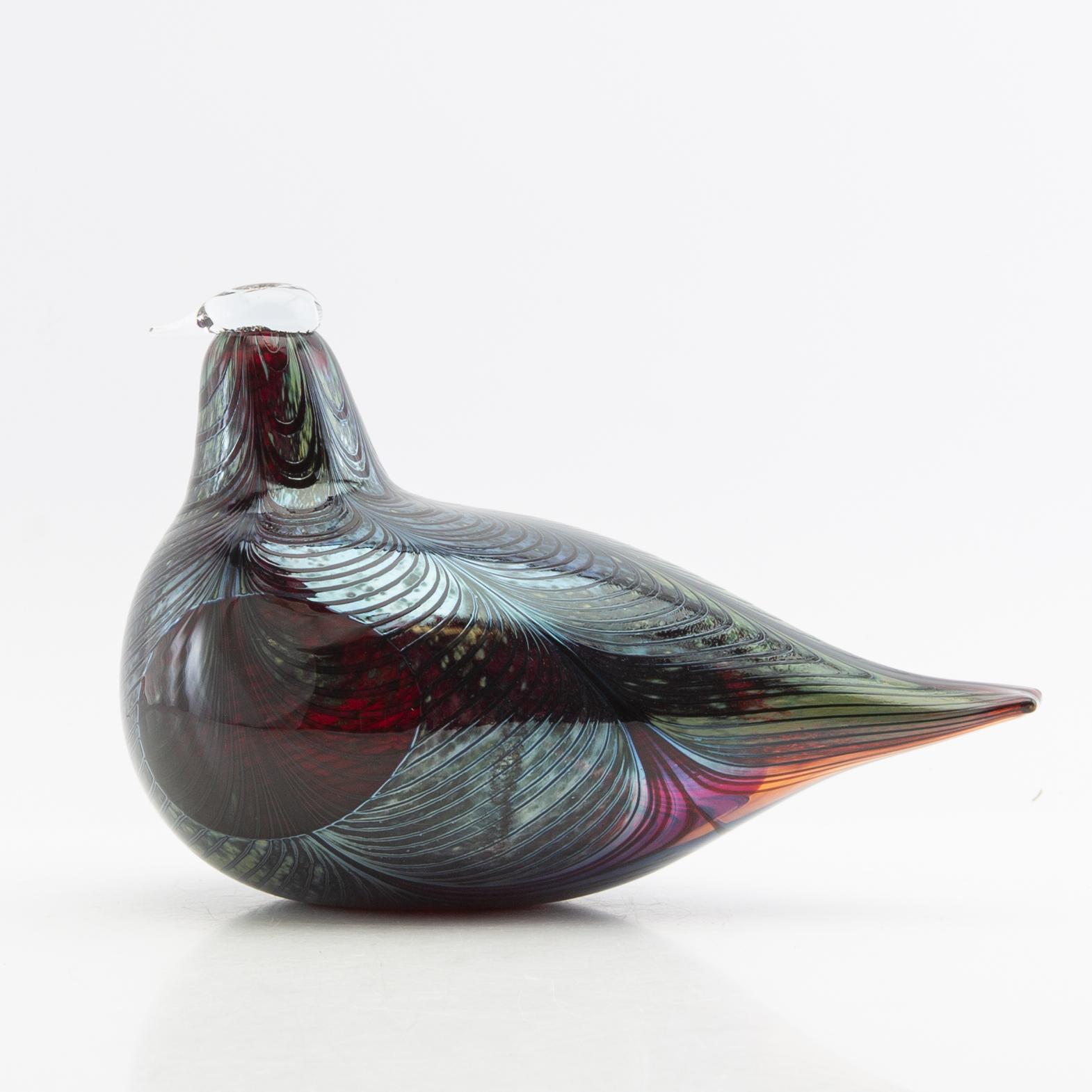 Oiva Toikka, Figurine Nuutajärvi/Notsjö Finland signed glass.