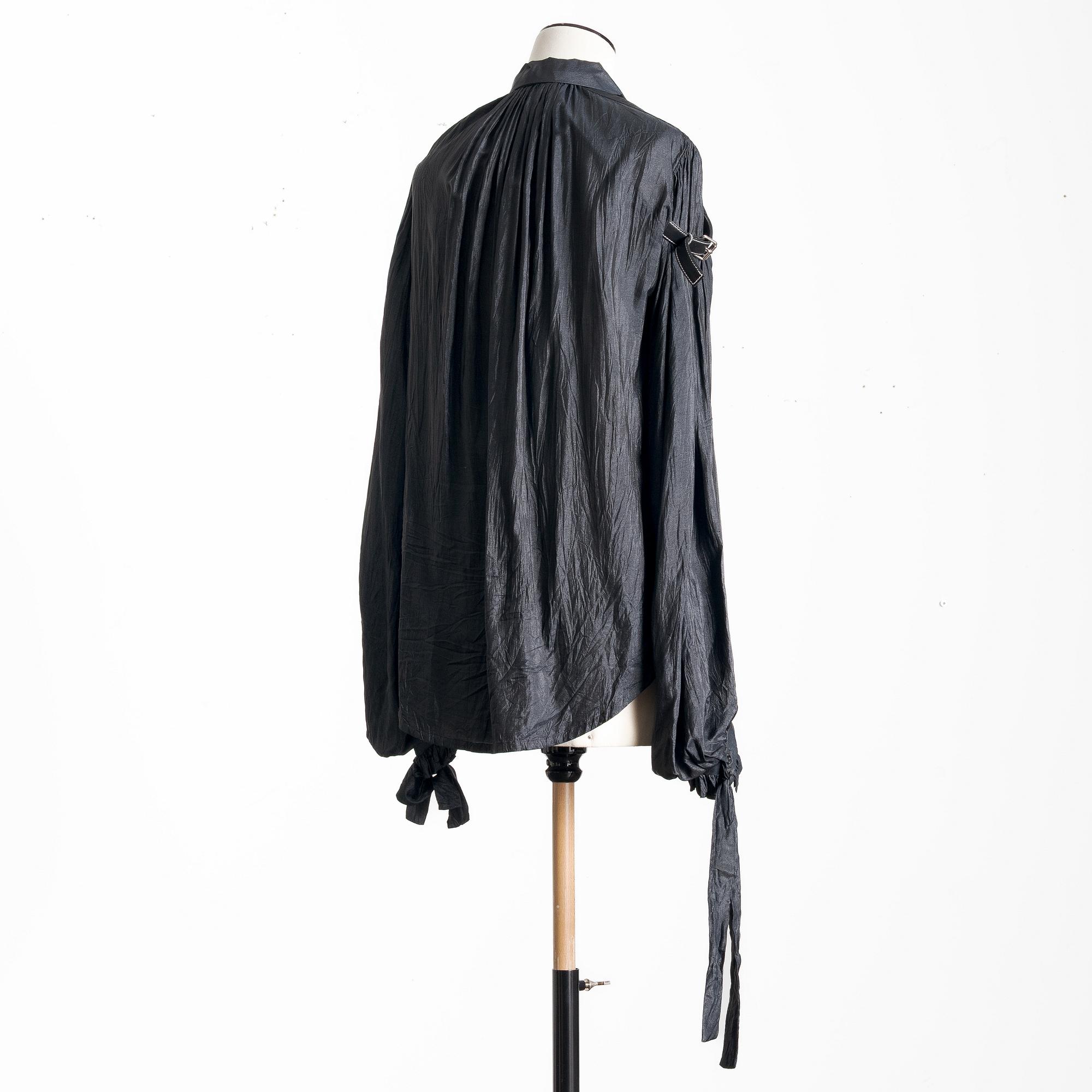 Louis Vuitton, blouse, size Fr 36.