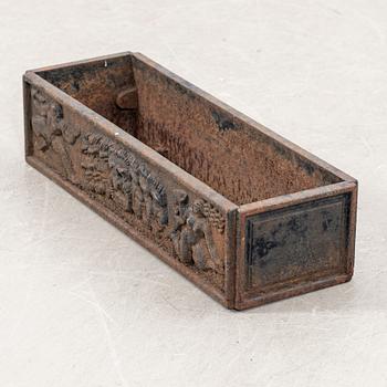 Anna Petrus, "Blomlåda Nr 1", Näfveqvarns bruk.