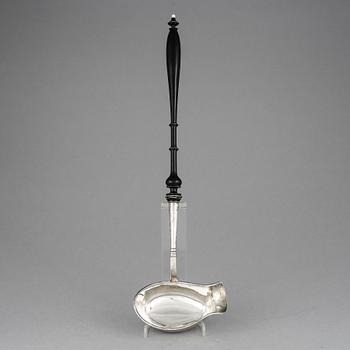 SOPPSLEV, silver med träskaft, svenska stämplar, 1901.