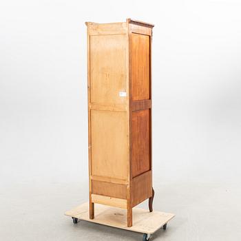 Display cabinet/wardrobe, first half of the 20th century.