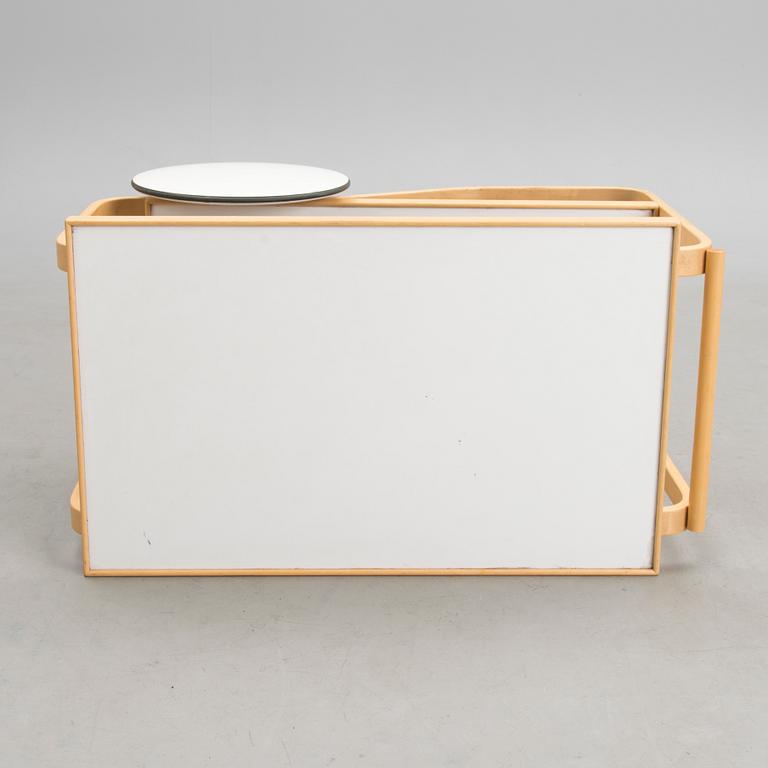 A late 20th century tea trolley 901, for Artek.