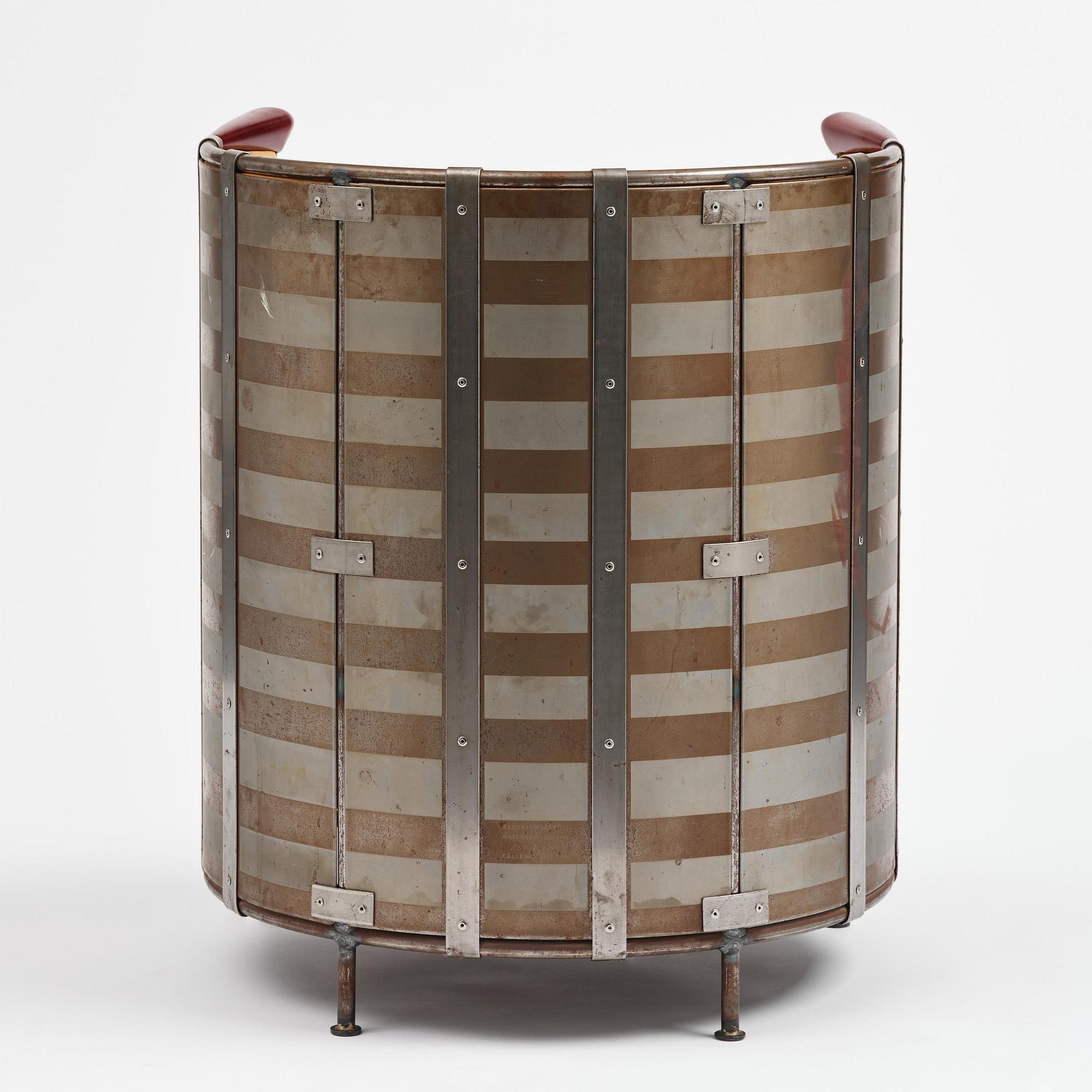 Mats Theselius, an "Älgskinnsfåtöljen" armchair, ed. 237/360, Källemo, Värnamo, post 1991.