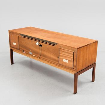 MUSIKMÖBEL, Beomaster 1200 RG Type 2226, Bang & Olufsen, 1965.