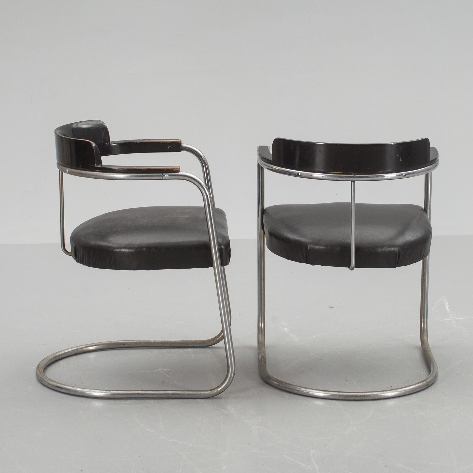 KARMSTOLAR, ett par, 1930-40-tal.