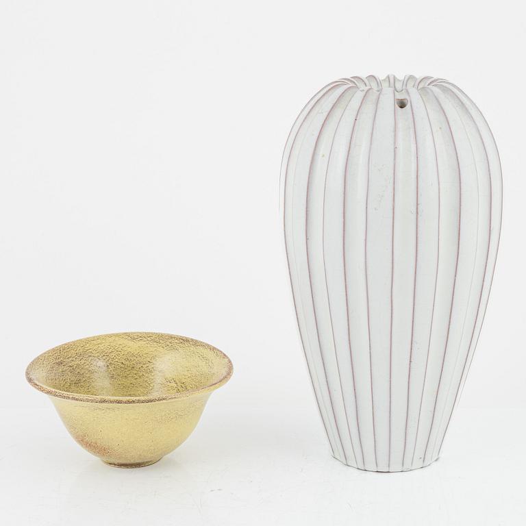 Vicke Lindstrand, a vase and a bowl, Upsala-Ekeby.