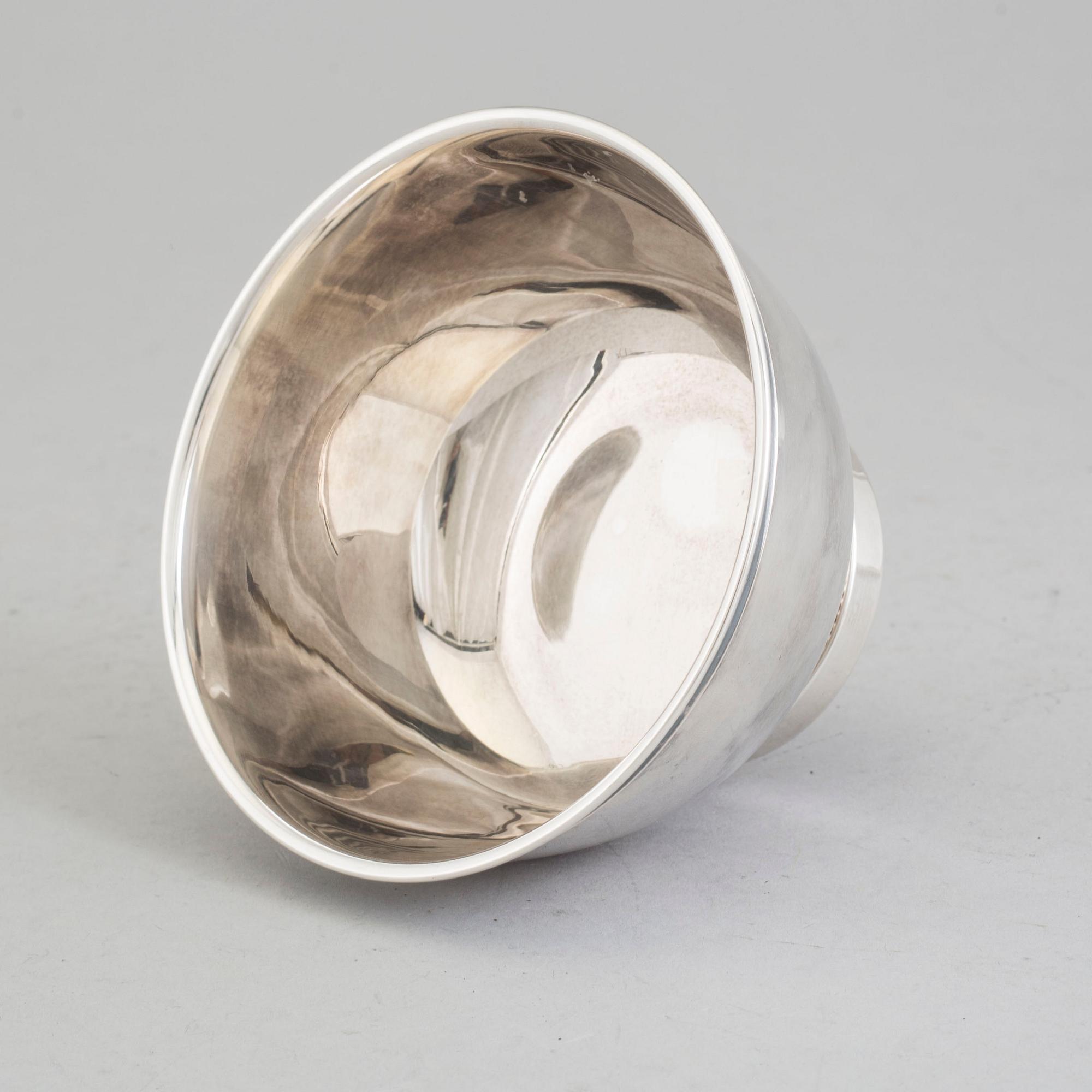 a silver bowl by Eric Löfman, Mema, Lidköping 1992.