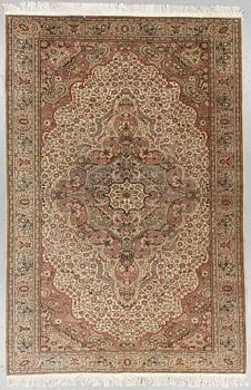 Carpet, Oriental/Eastern Europe, ca 297 x 196 cm.