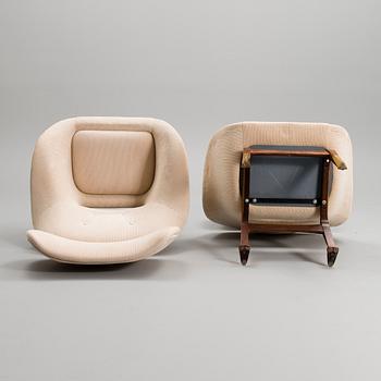 ILMARI TAPIOVAARA, A PAIR OF ARMCHAIRS WITH NECK RESTS. "Marski Chair". Asko 1957.