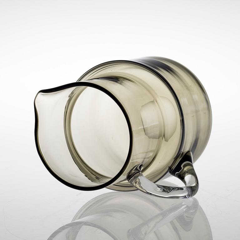 SAARA HOPEA, A JUICE SET. Nuutajärvi, designed in 1952.