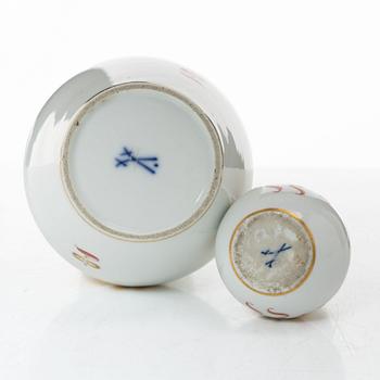 Meissen, servisdelar, 7 st, porslin, "Yellow court dragon", Tyskland.