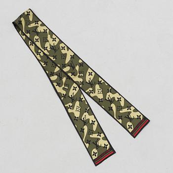 Louis Vuitton X Takashi Murakami, scarf, "Monogramouflage".