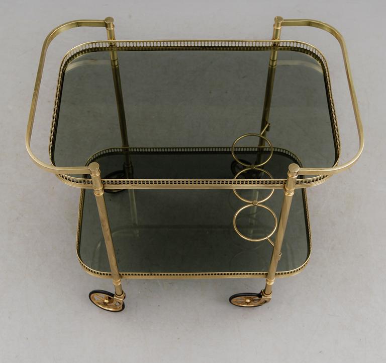 SERVERINGSVAGN, 1900-talets andra hälft.