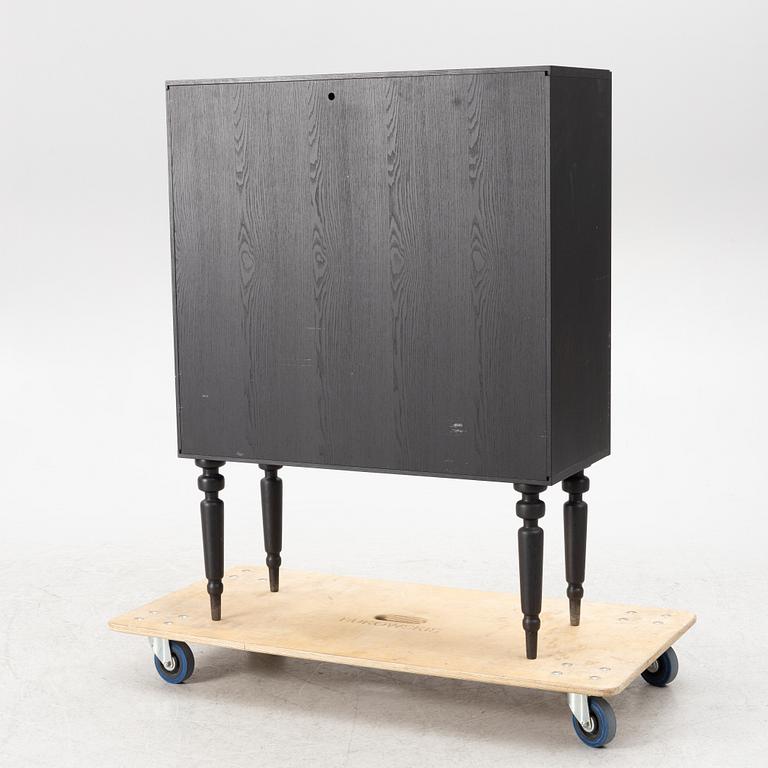 Cabinet, contemporary.