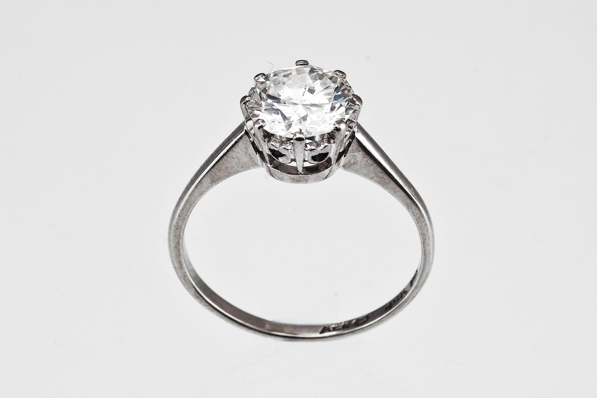 DIAMANTRING.