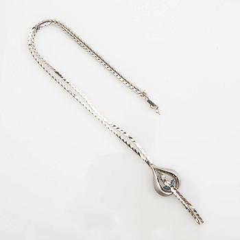 Necklace, 14K white gold with sapphires and diamond.