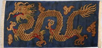 MATTA, Kina, 178 x 91 cm, 1900-talet senare del.