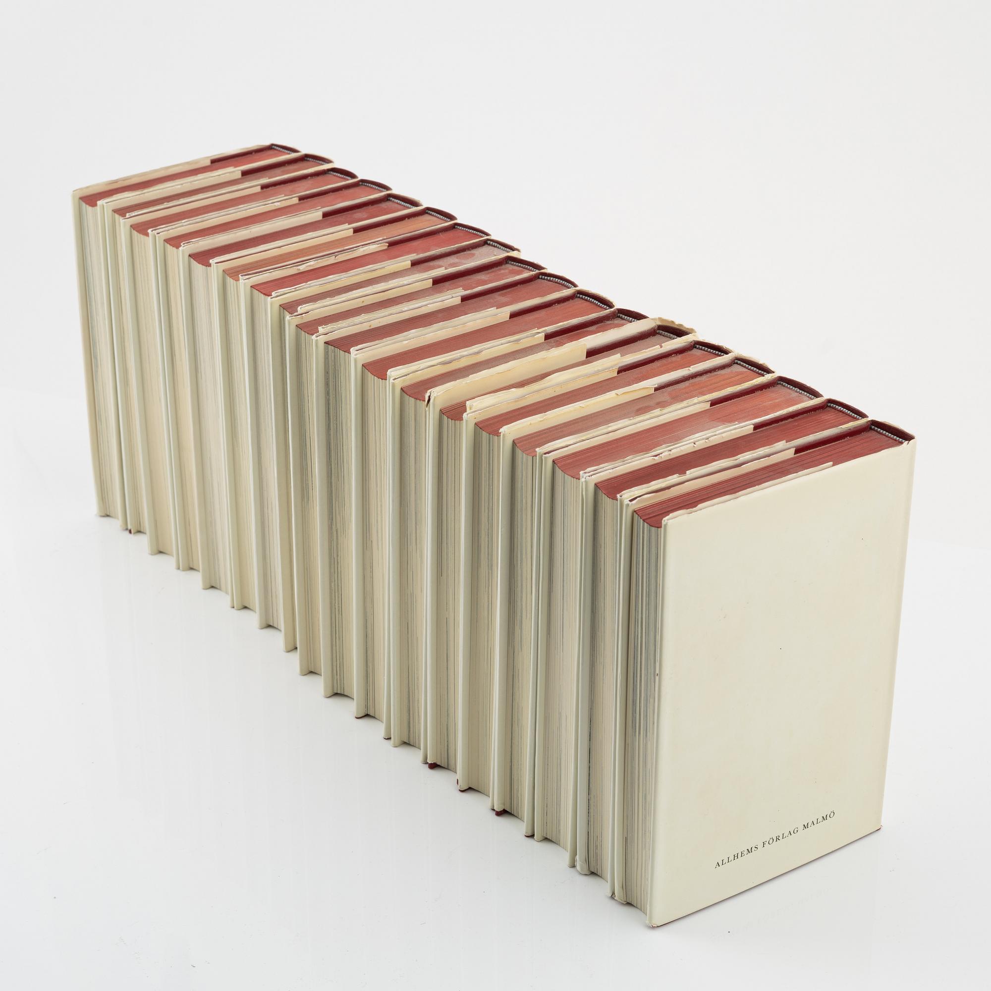 Bokverk,  "Svenska Slott och Herresäten", 18 volymer, Allhems Förlag, Malmö, 1966-71.