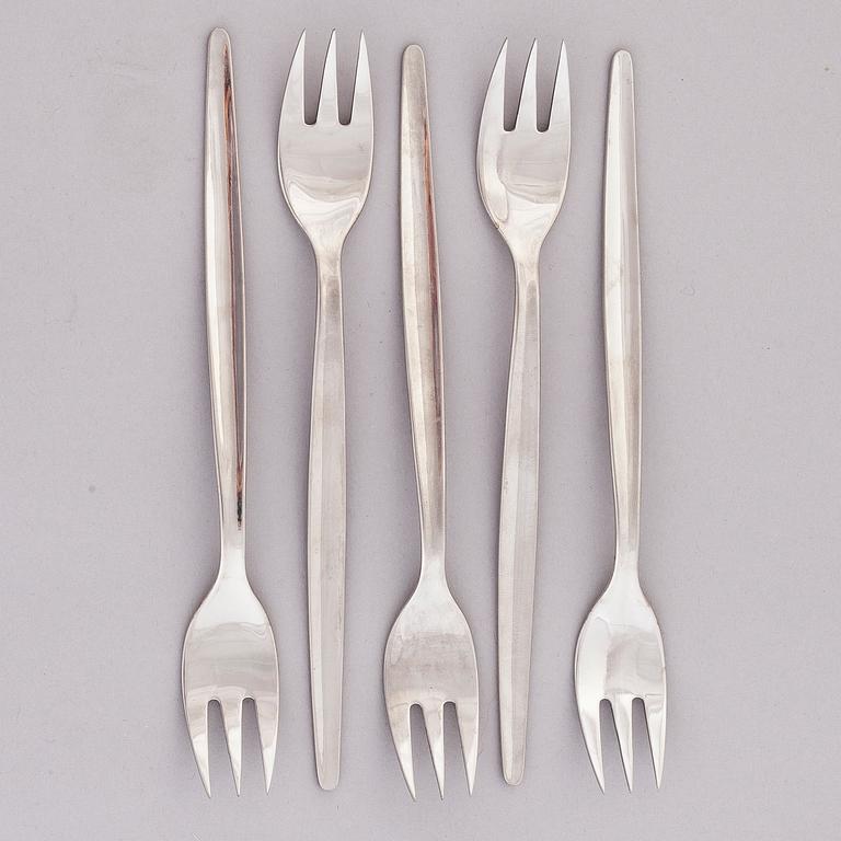 ILMARI TAPIOVAARA 1960s 122-piece Set of Polar Flatware for Hackman, Finland.