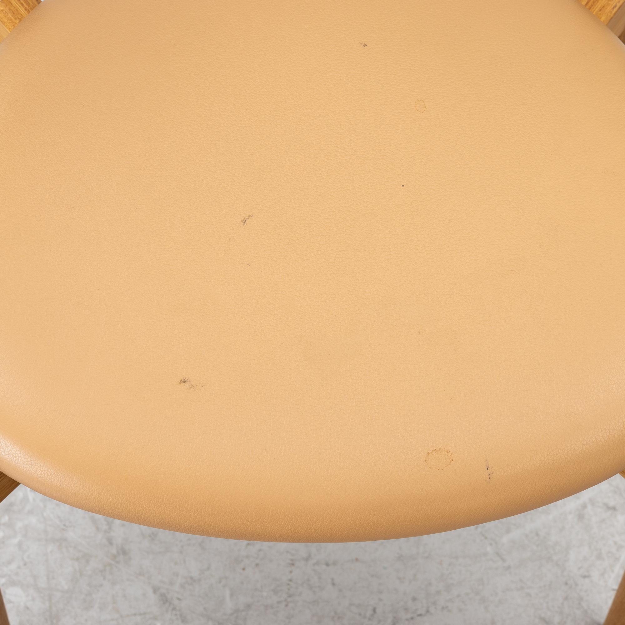 Hans J. Wegner, four chairs, CH20, Carl Hansen & Søn, Denmark.