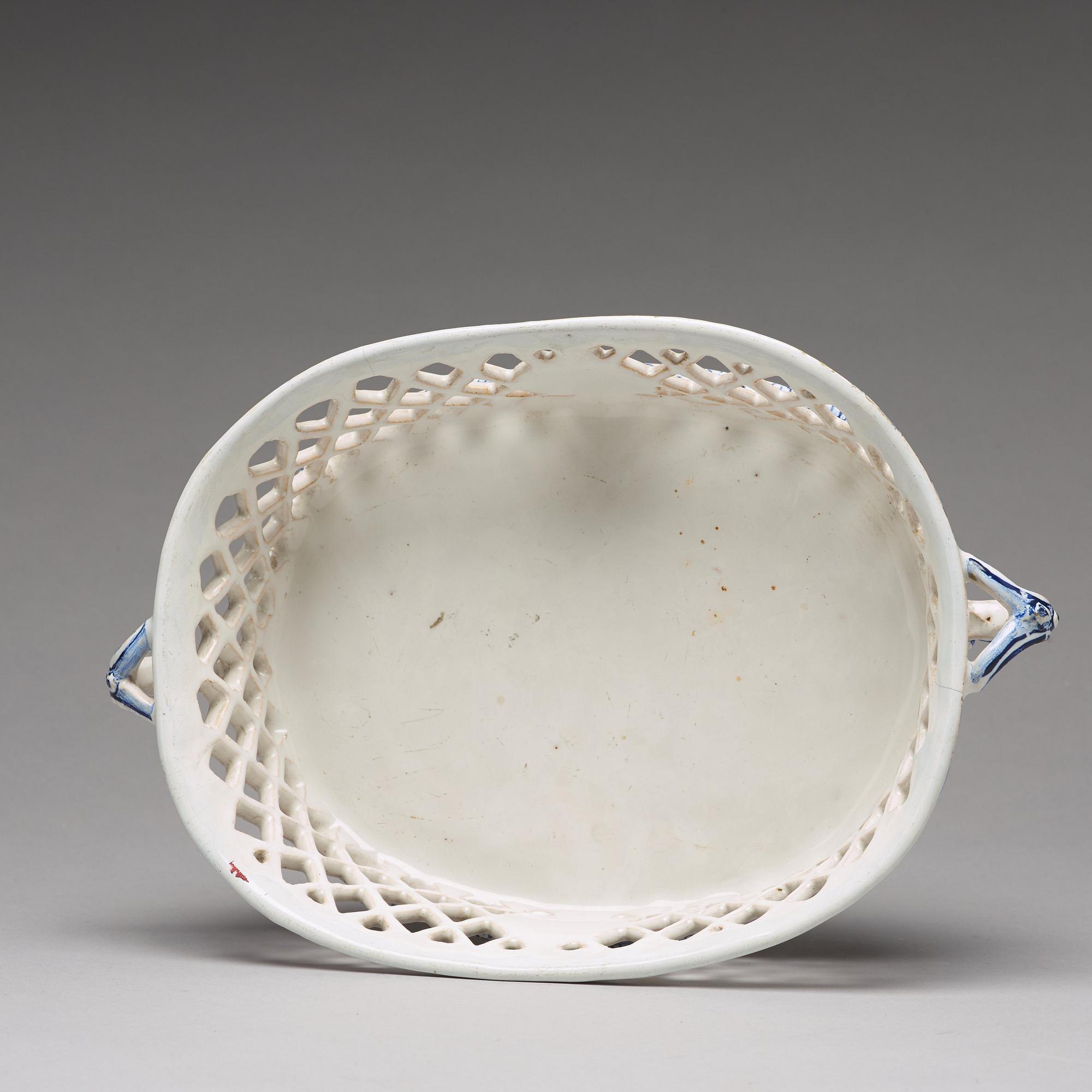 GALLERSKÅL, fajans. Rörstrand, 1700-tal.