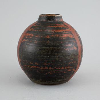 A unique Carl-Harry Stålhane vase in stoneware, Rörstrand, signed and dated -61.