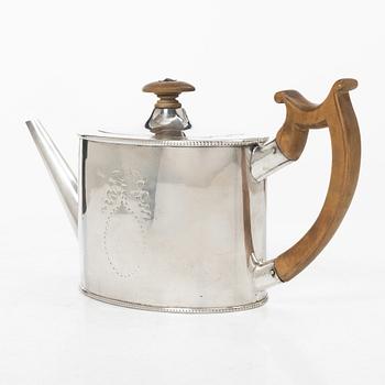 Tekanna, silver, London 1784.
