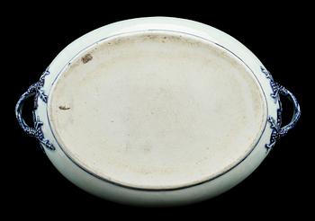 LOCKKAROTT, porslin, Kina, sekelskiftet 1700/1800-tal.