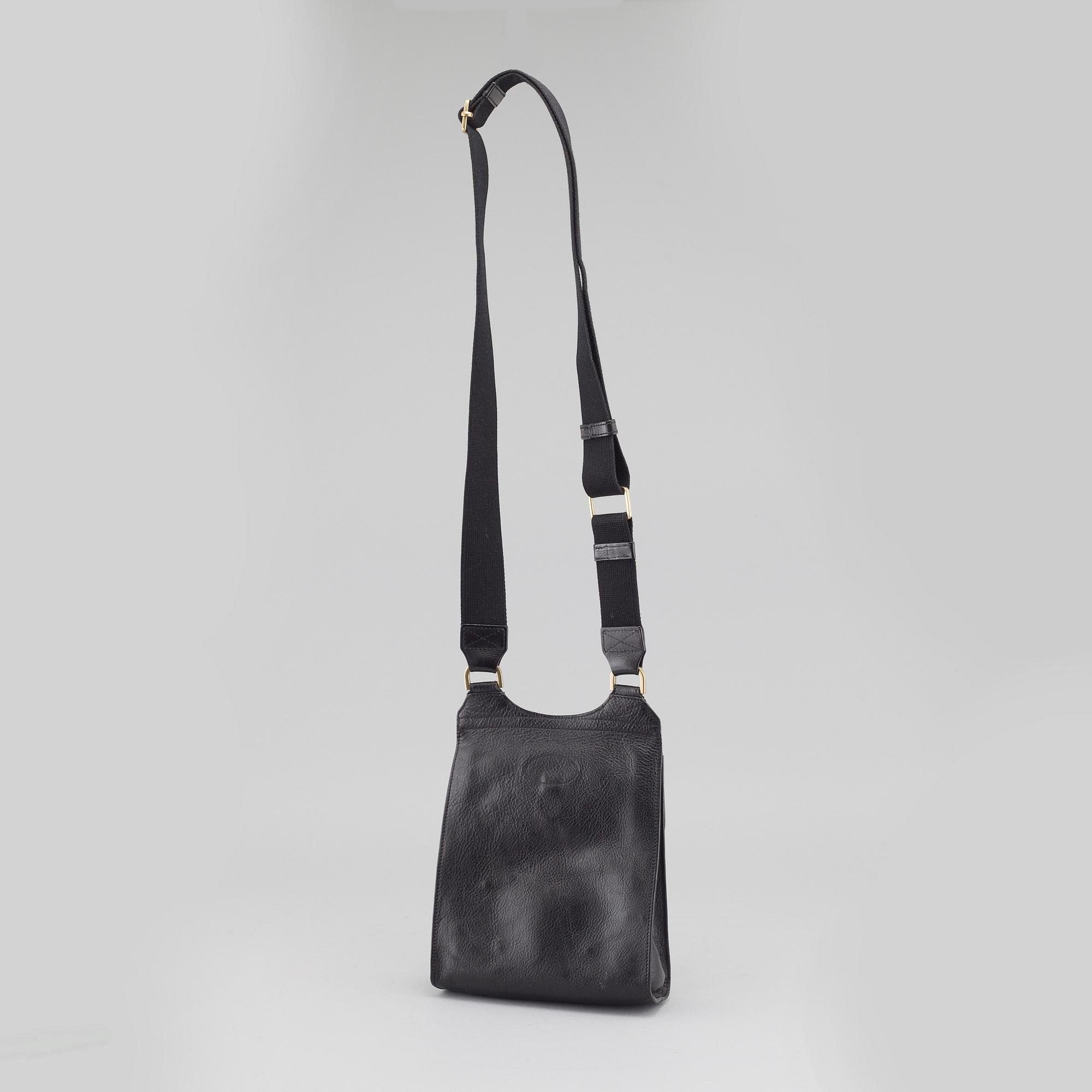 MULBERRY, "Anthony Messenger", bag and key ring.