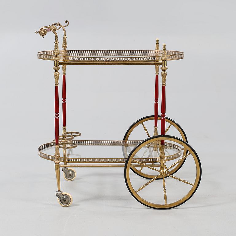 SERVERINGSVAGN, 1900-talets andra hälft.