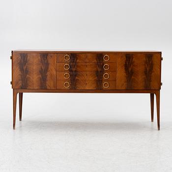 Bertil Fridhagen, sideboard, "Edvard", Svenska Möbelfabrikerna, Bodafors, omkring 1900-talets mitt.