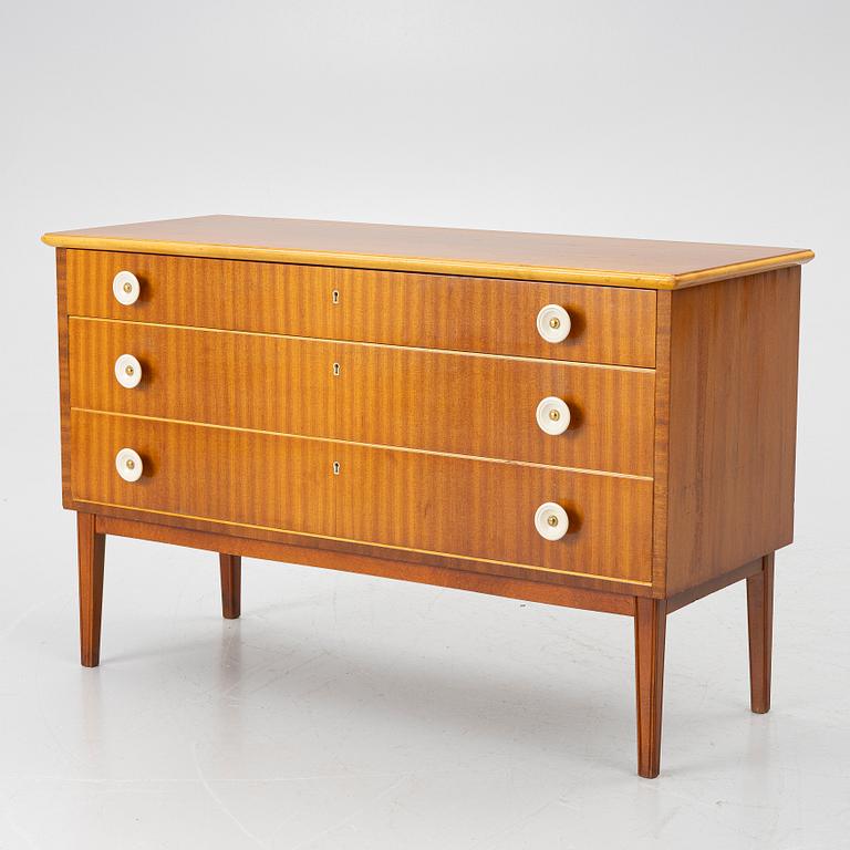 Chest of drawers, Swedish Modern, 1940s.