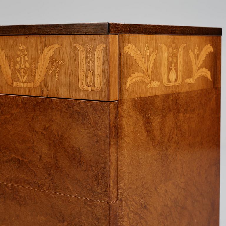 Carl Malmsten, a Swedish Grace chest of drawers, Svensk Hemslöjd, 1930s.