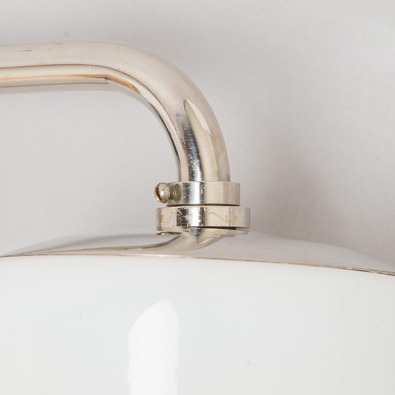 Paavo Tynell, a pair of 1930s '7239' wall lights for Taito.