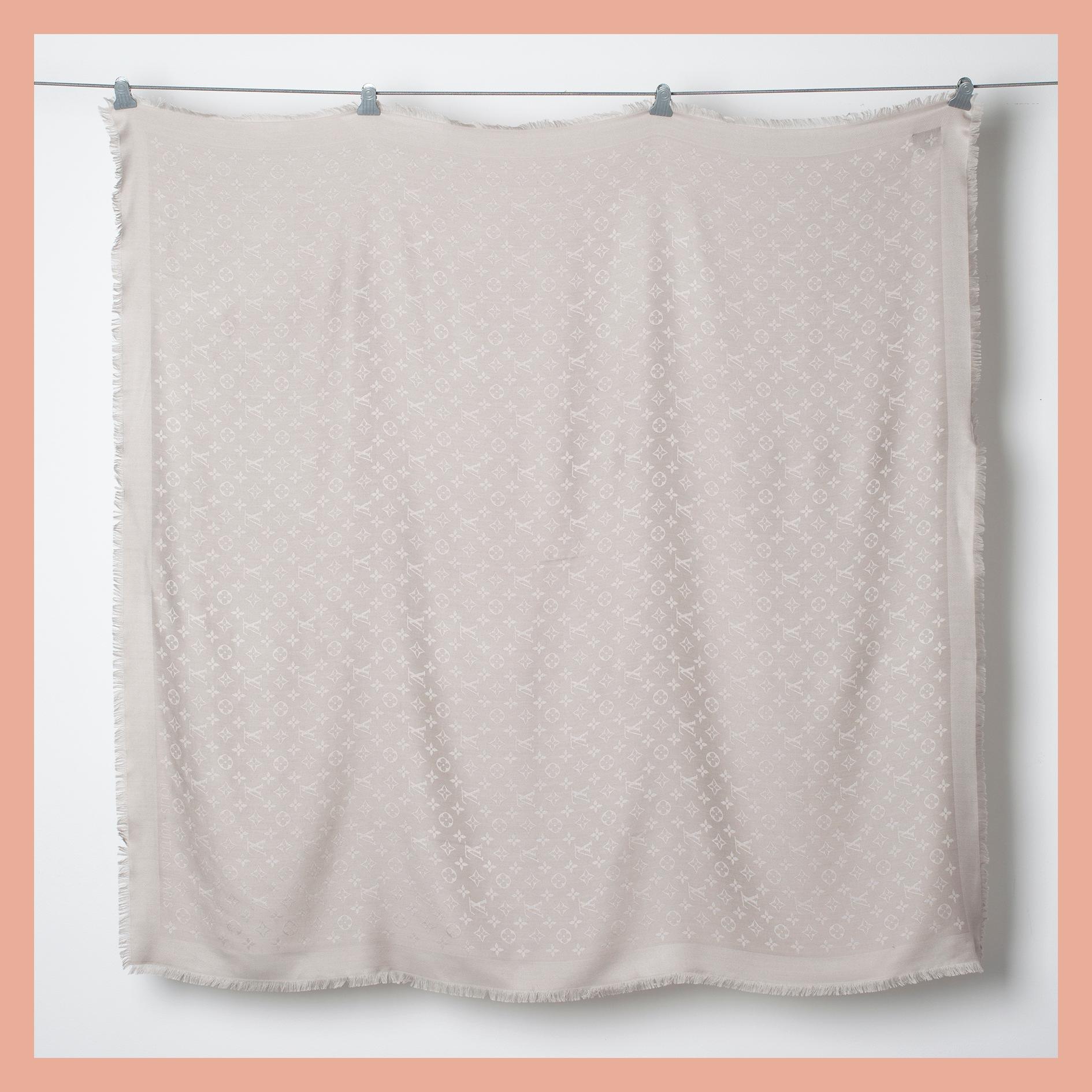 SJAL, Louis Vuitton.