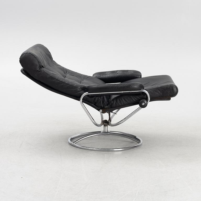 Fåtölj med fotpall, "Stressless", Ekornes, Norge, 1900-talets andra hälft.