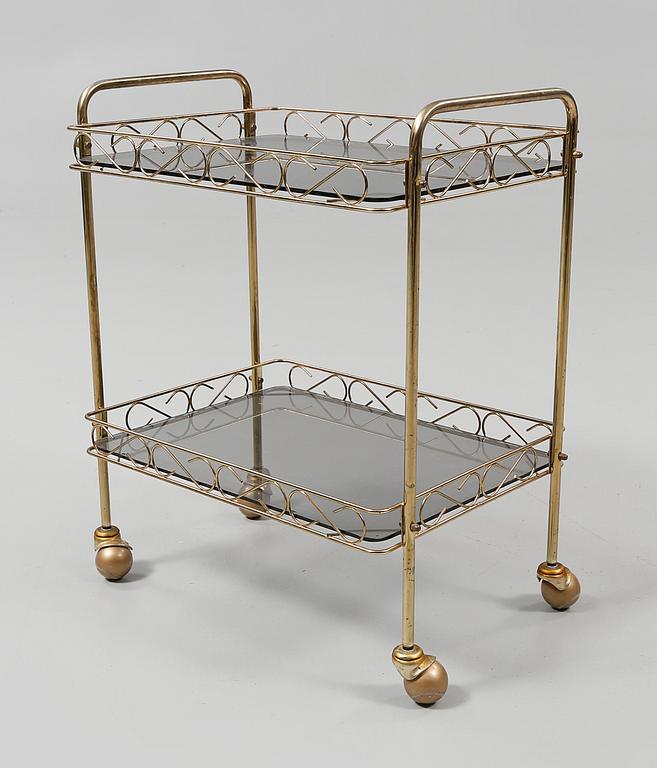 SERVERINGSVAGN, 1900-talets andra hälft.